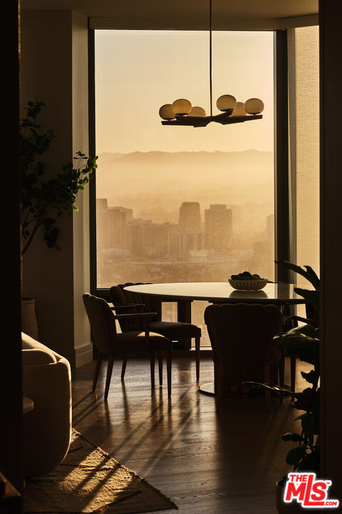 211 W Elm Ct Unit: 11C