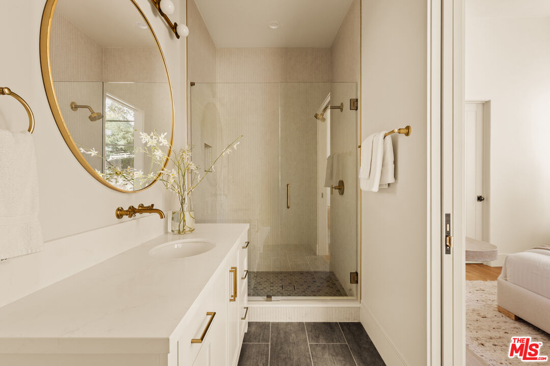 26721 Mulholland Hwy