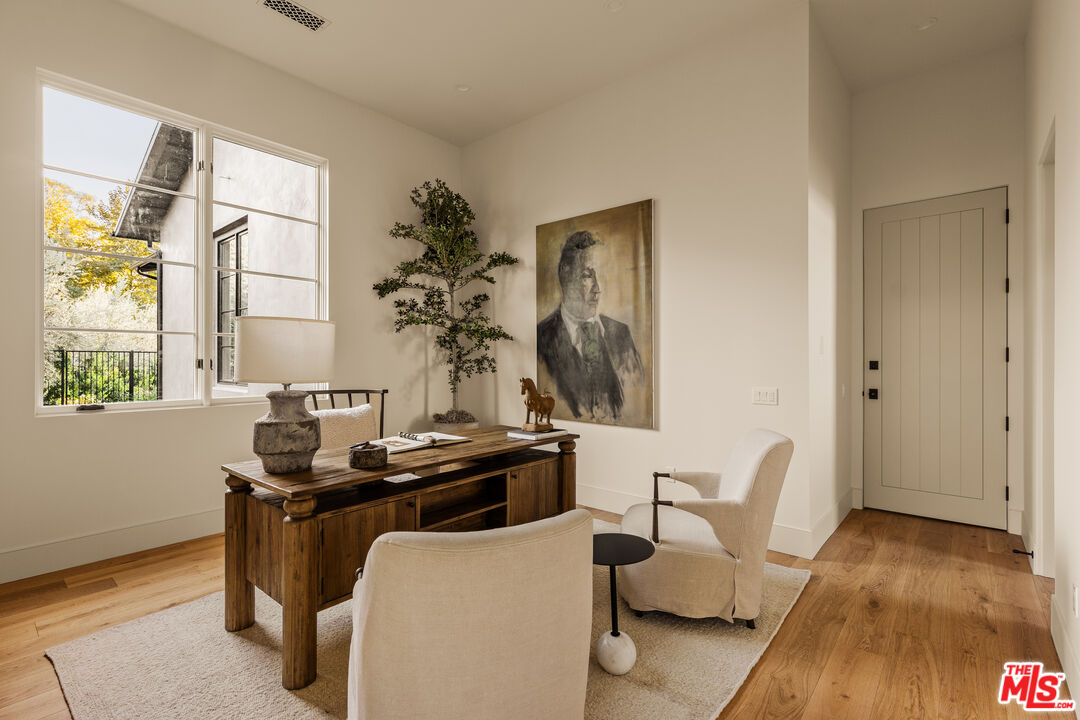 26721 Mulholland Hwy