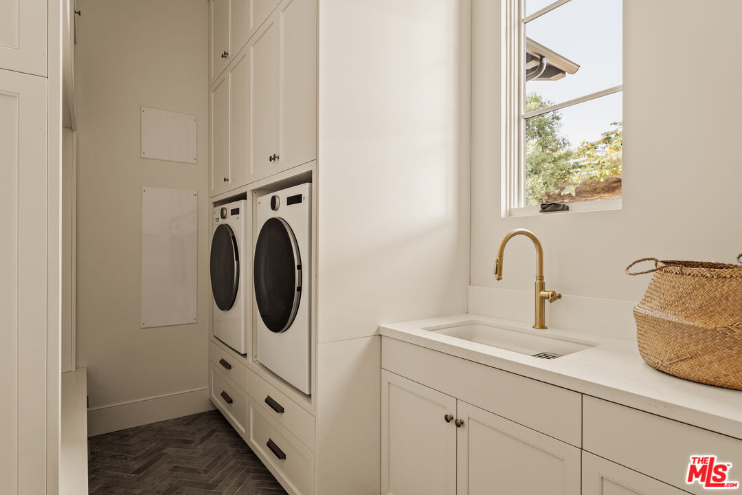 26721 Mulholland Hwy