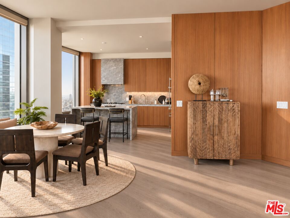 211 W Elm Ct Unit 4a Los Angeles CA