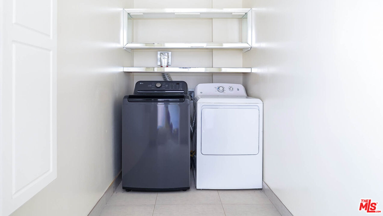 225 S Hamilton Dr Unit: 102