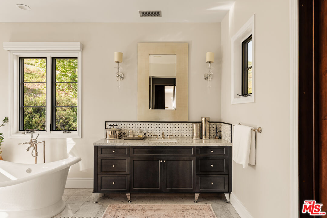 26769 Mulholland Hwy