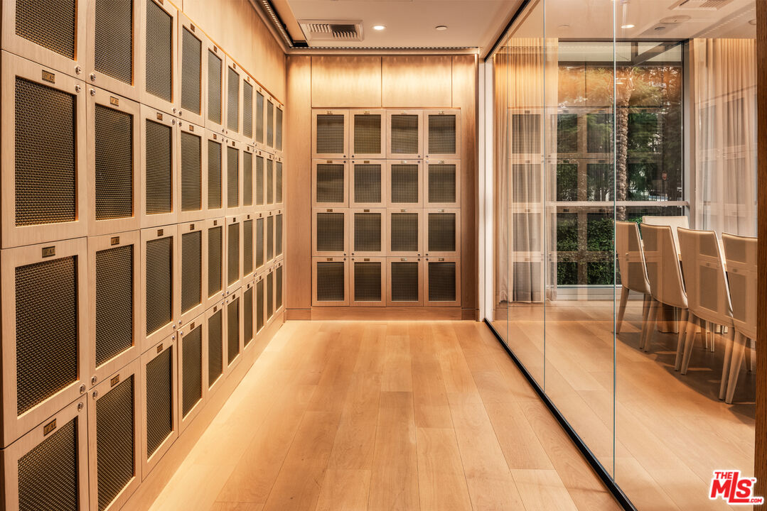 2025 Avenue Of The Stars Unit: 1203