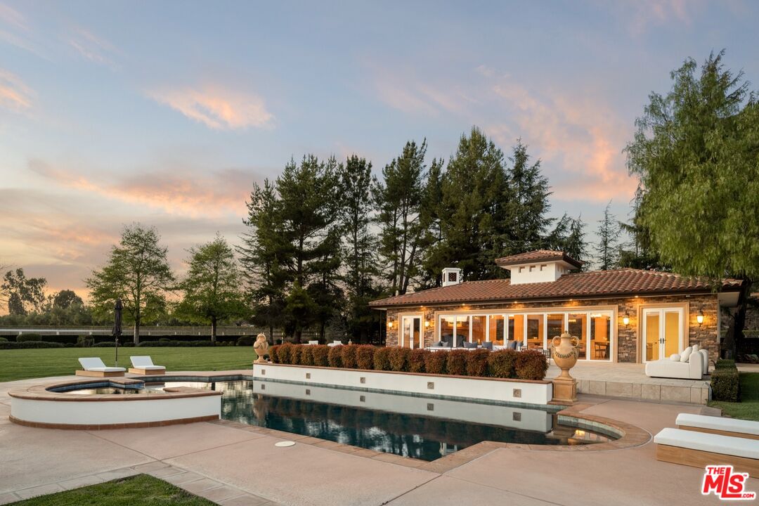 2370 N Refugio Rd