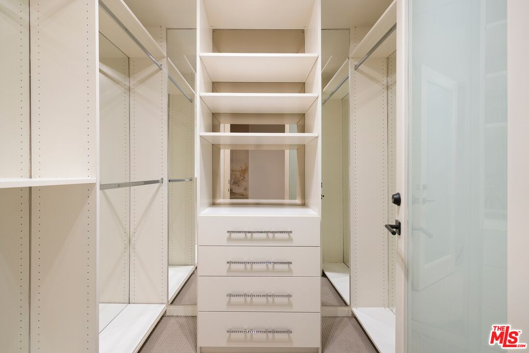 225 S Hamilton Dr Unit: 102