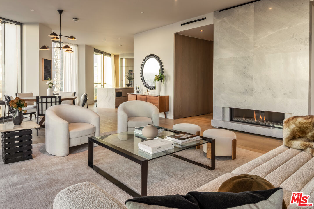 211 W Elm Ct Unit: 21A