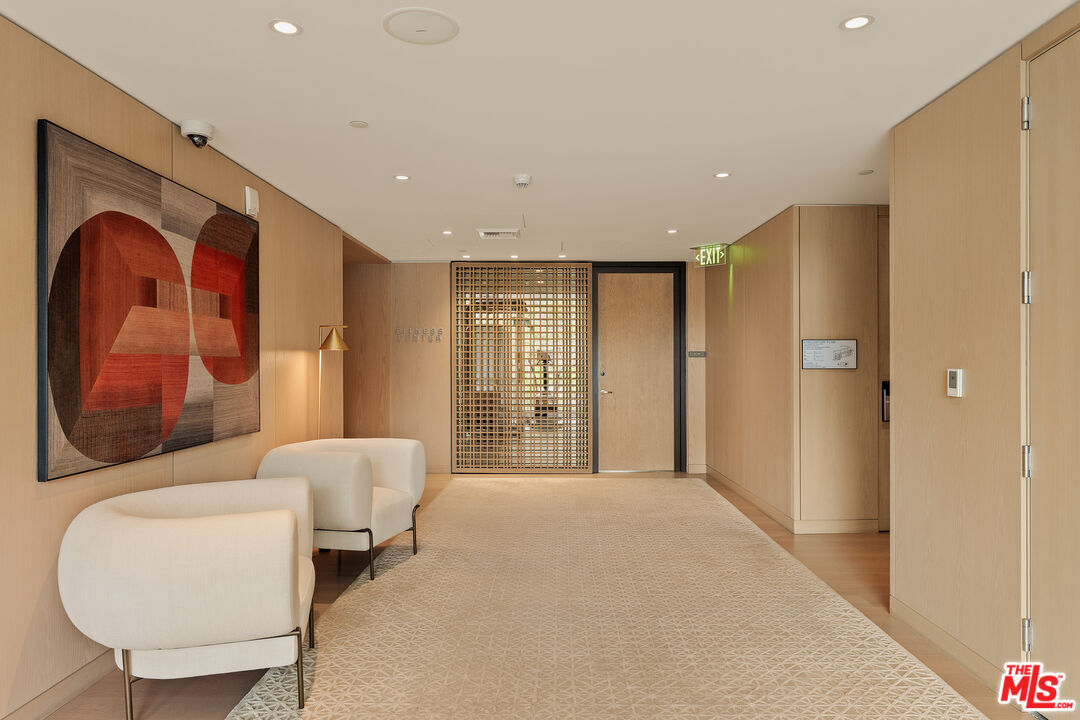 2025 Avenue Of The Stars Unit: 1607
