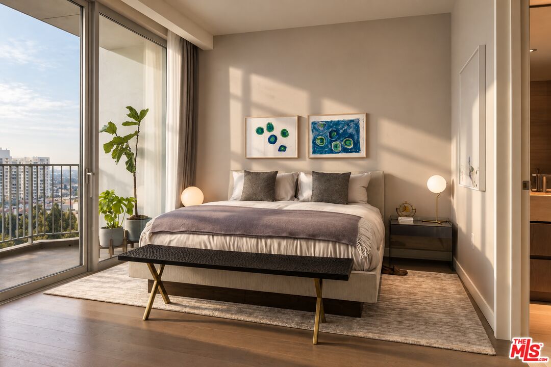 2025 Avenue Of The Stars Unit: 210