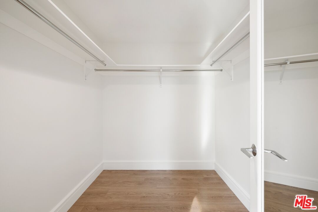 2300 Wilshire Blvd Unit: 217