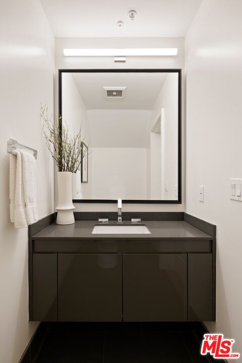 2300 Wilshire Blvd Unit: 217