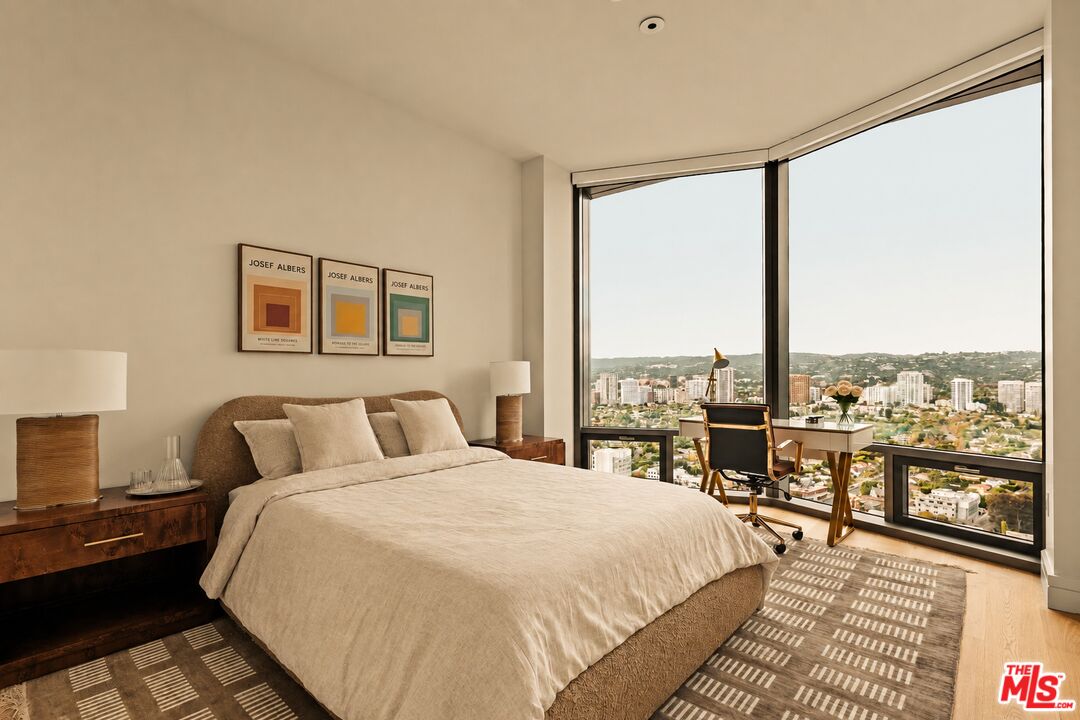 211 W Elm Ct Unit: 30A