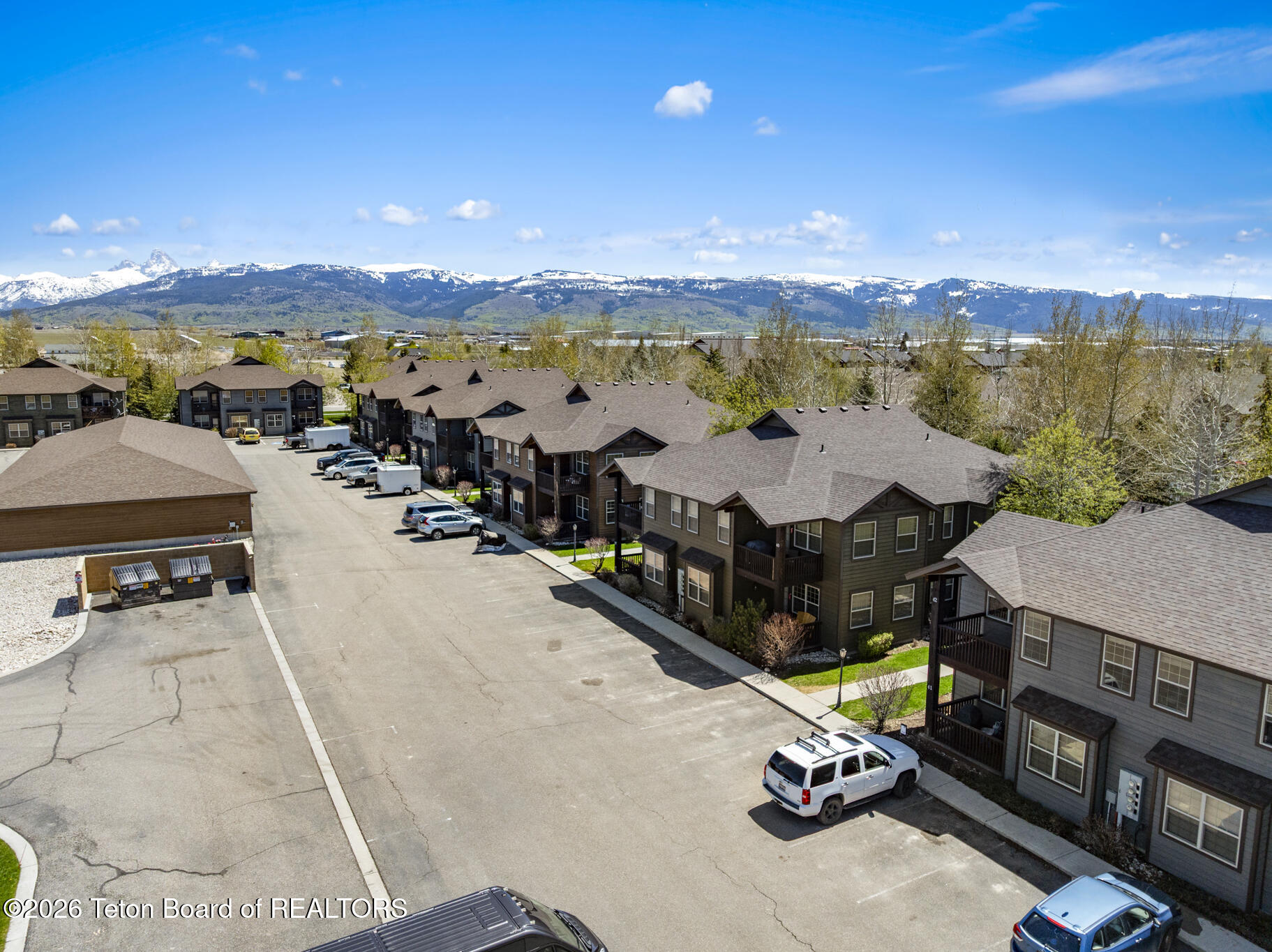 715 MORAINE Court 42