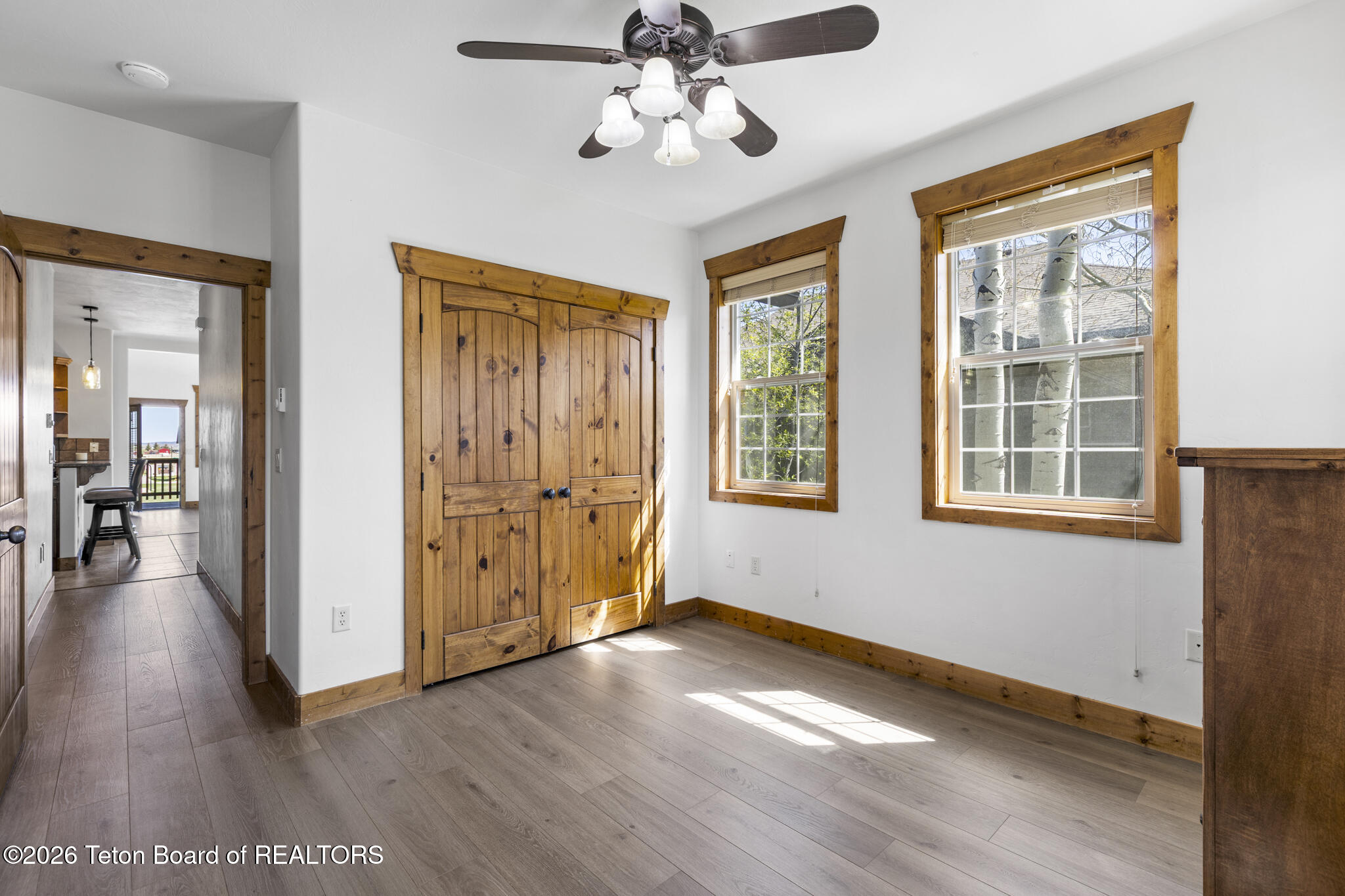 715 MORAINE Court 42