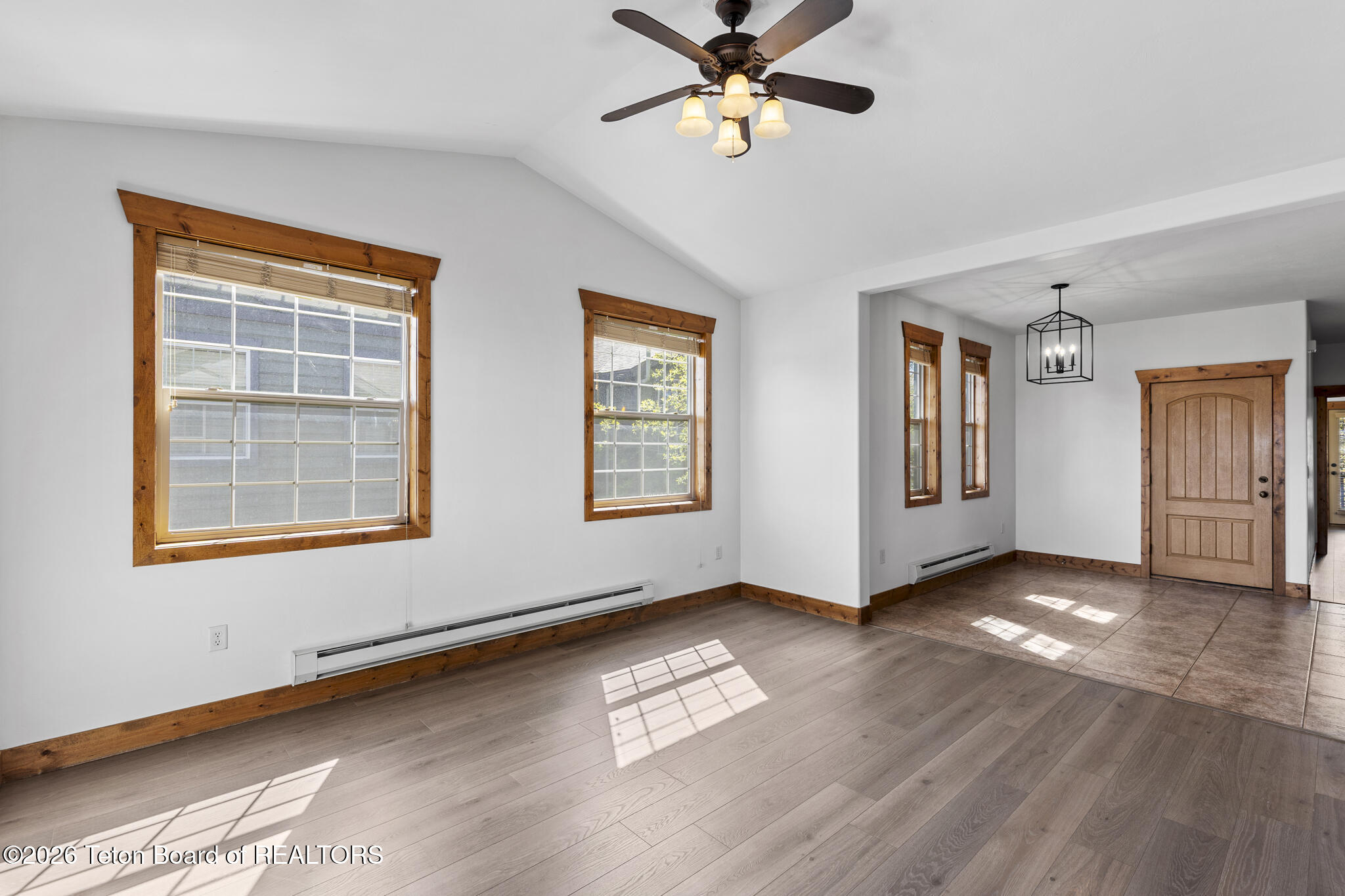 715 MORAINE Court 42