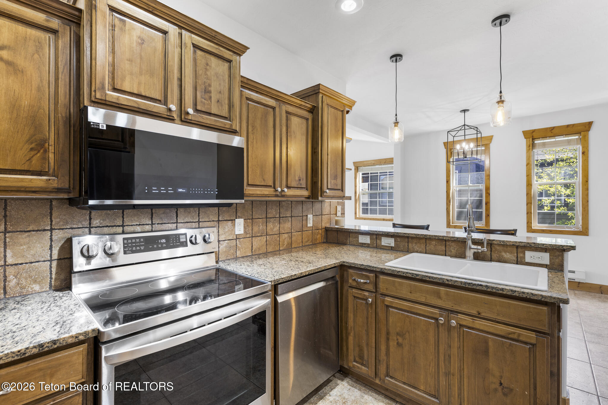 715 MORAINE Court 42