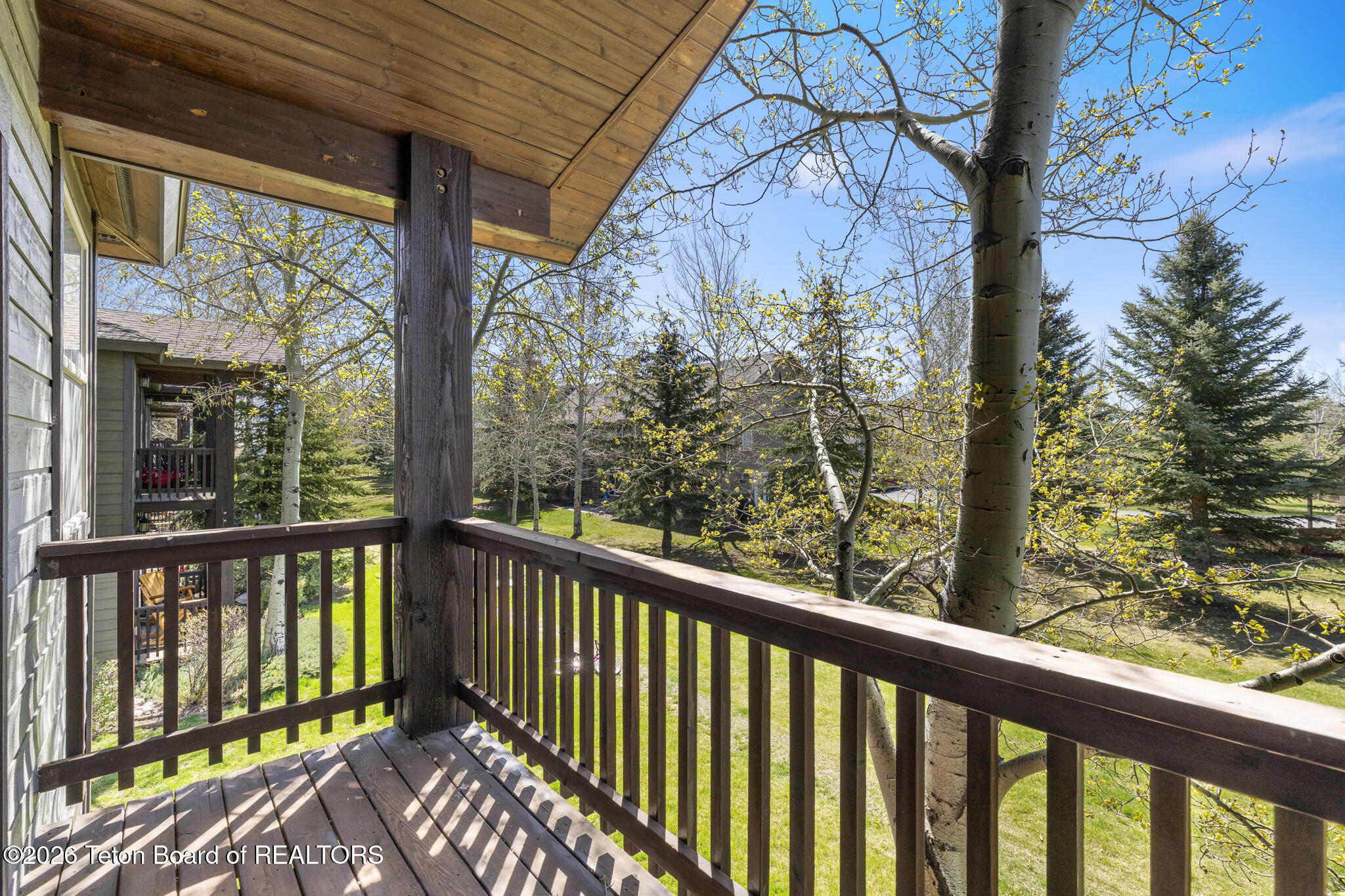 715 MORAINE Court 42