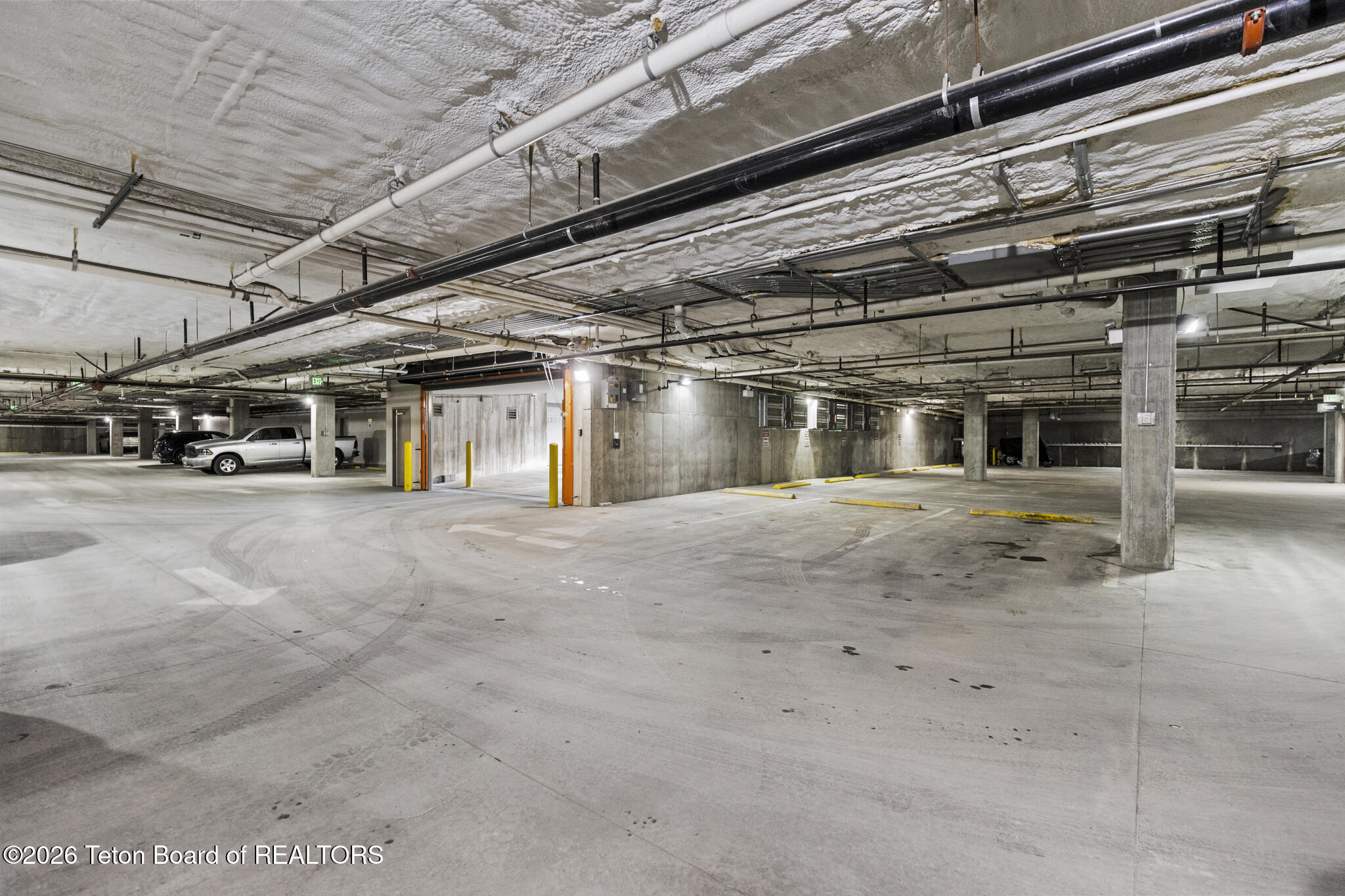 150 W W SIMPSON Avenue #404