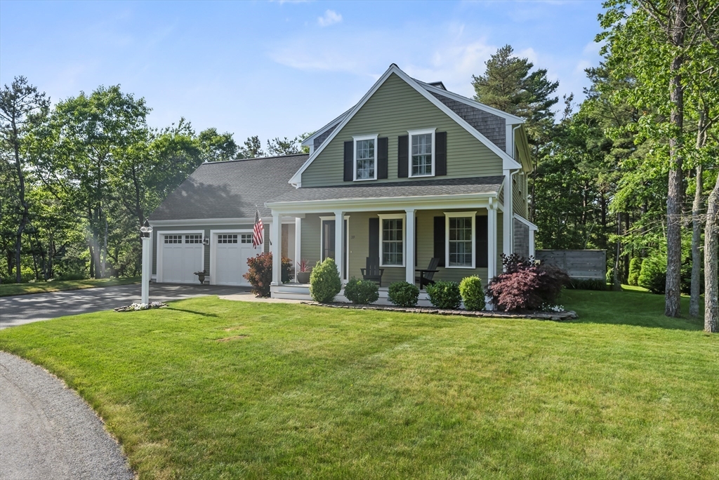 39 Crimson Way
