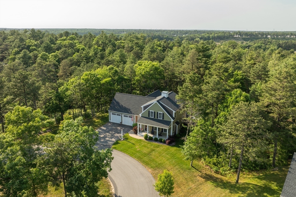 39 Crimson Way