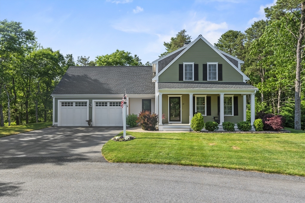 39 Crimson Way