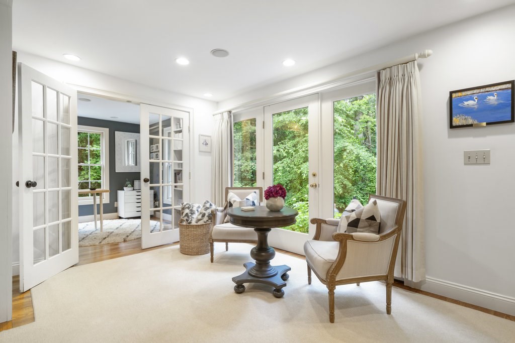 521 Congress St