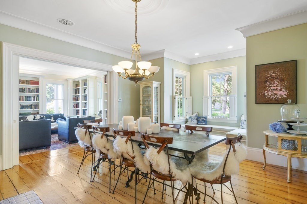 113 Saint George St