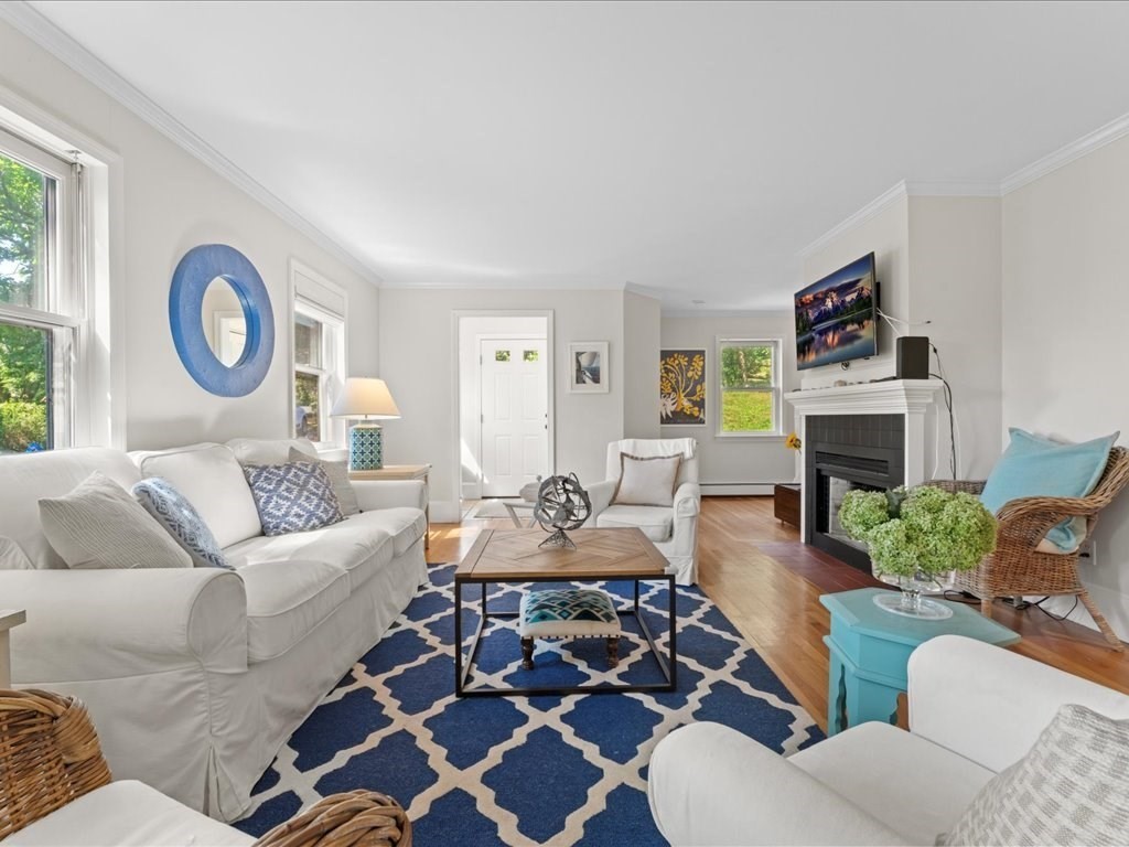 9 Priscilla Ave
