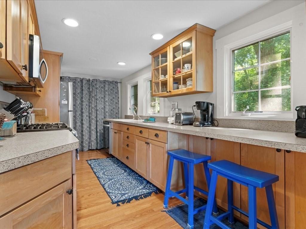 9 Priscilla Ave