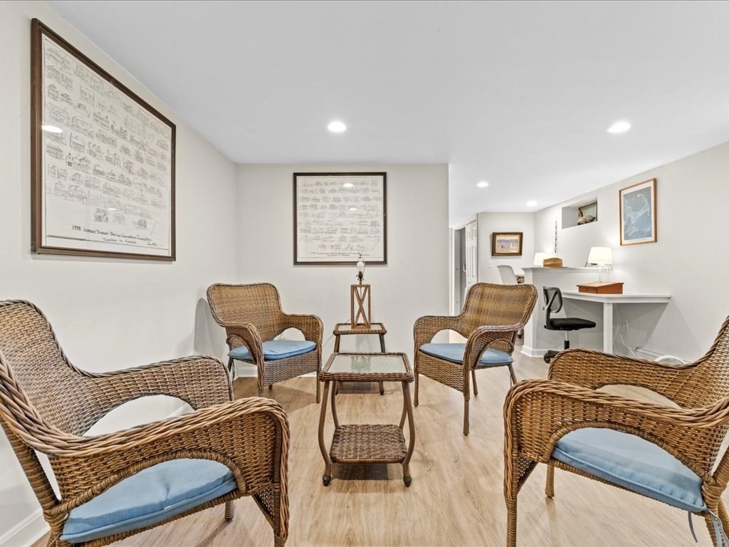 9 Priscilla Ave