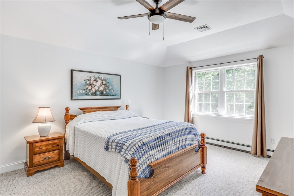 29 Halfway Pond Road