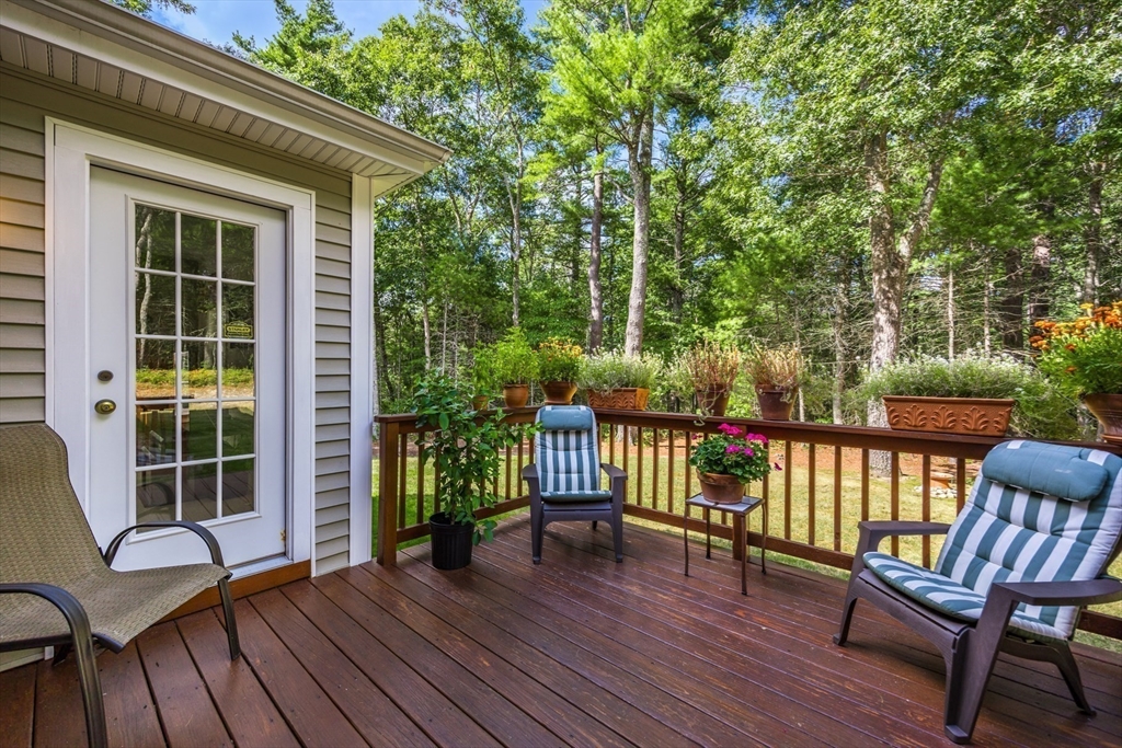 29 Halfway Pond Road