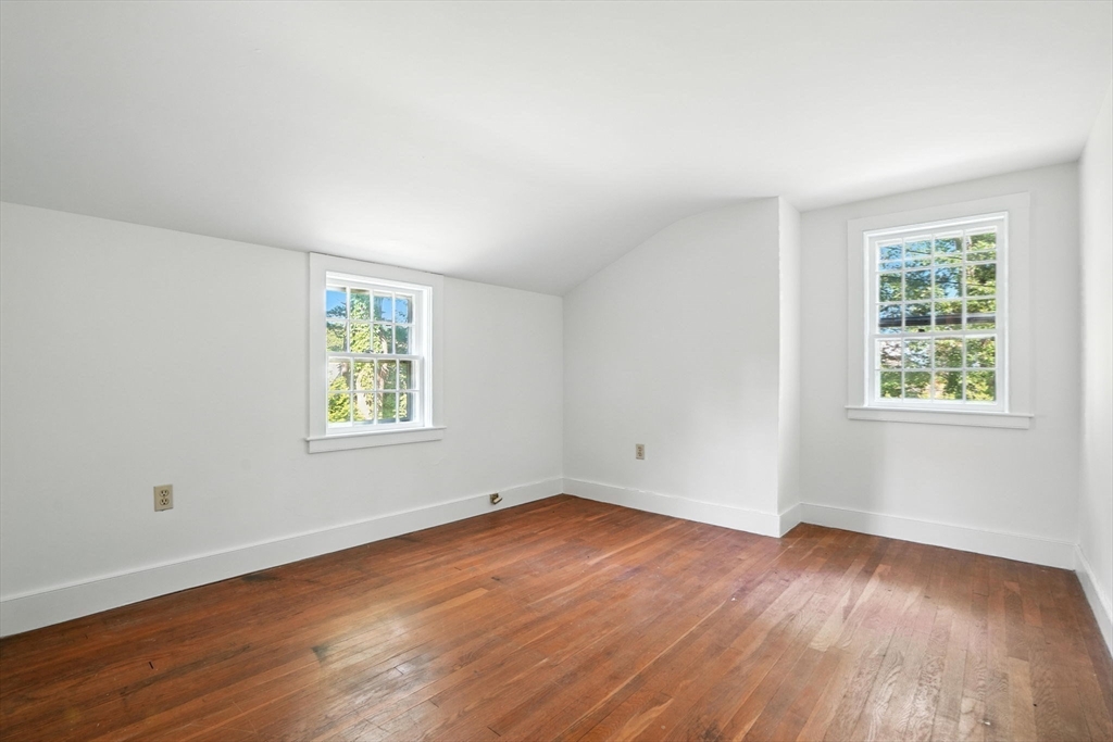 14 Wadsworth Ln