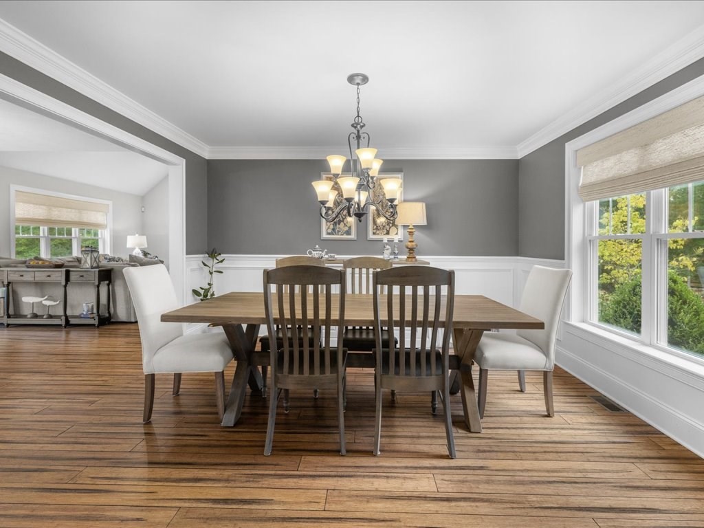 15 Autumn Ave # 15
