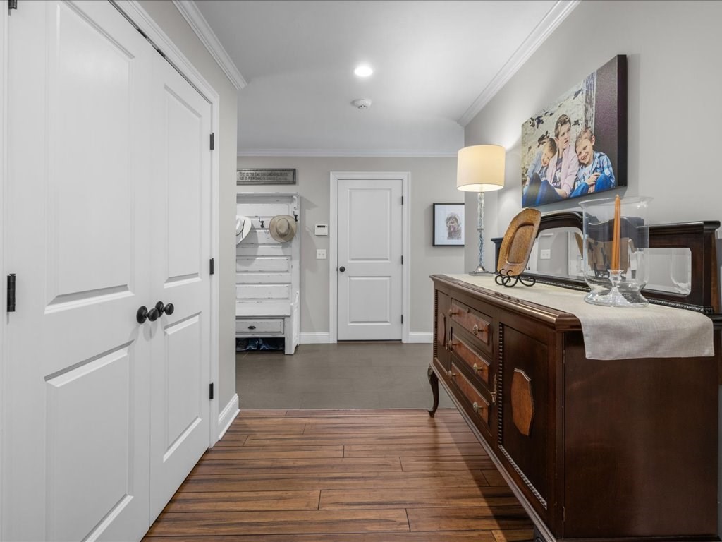 15 Autumn Ave # 15
