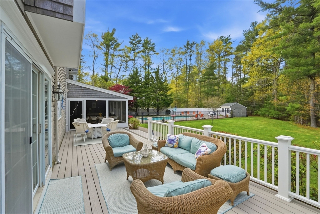 50 Lewis Farm Rd