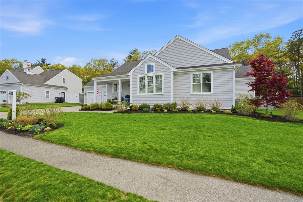 30 Stone Gate Dr
