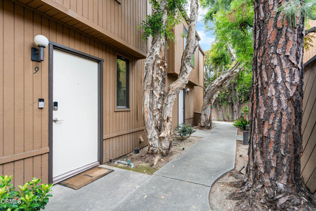100 Hurlbut ST Unit: 9