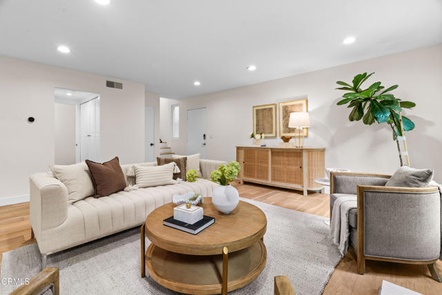 100 Hurlbut ST Unit: 9