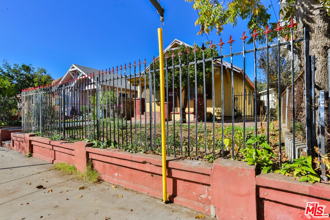 3601 Arroyo Seco Ave