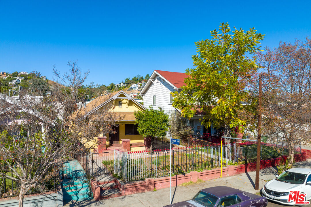 3601 Arroyo Seco Ave