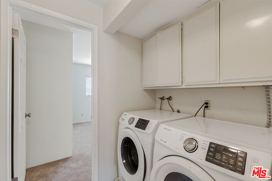 323 E Plymouth St Unit: 6