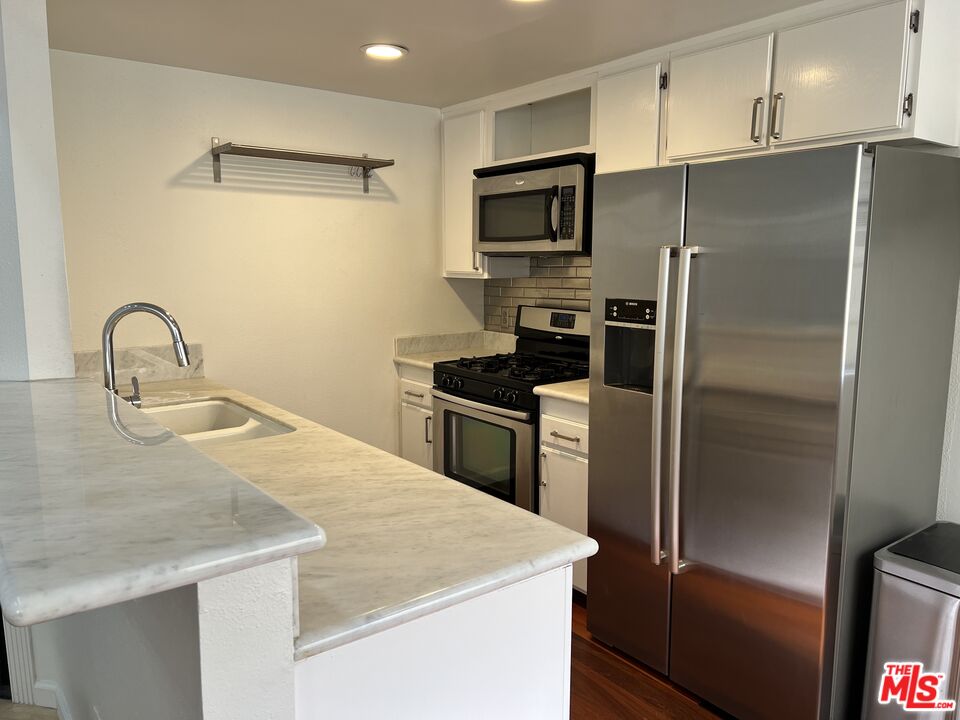 1116 E Palmer Ave Unit: 18