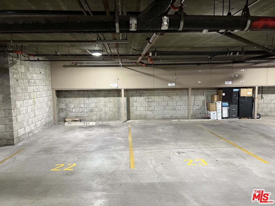 1116 E Palmer Ave Unit: 18