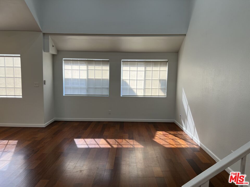 1116 E Palmer Ave Unit: 18