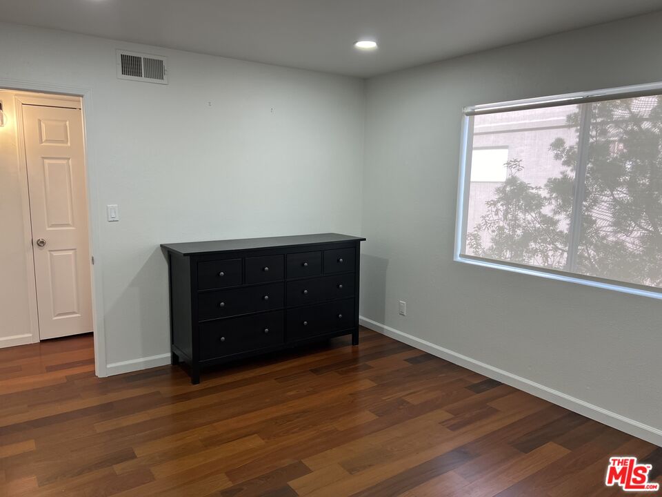 1116 E Palmer Ave Unit: 18