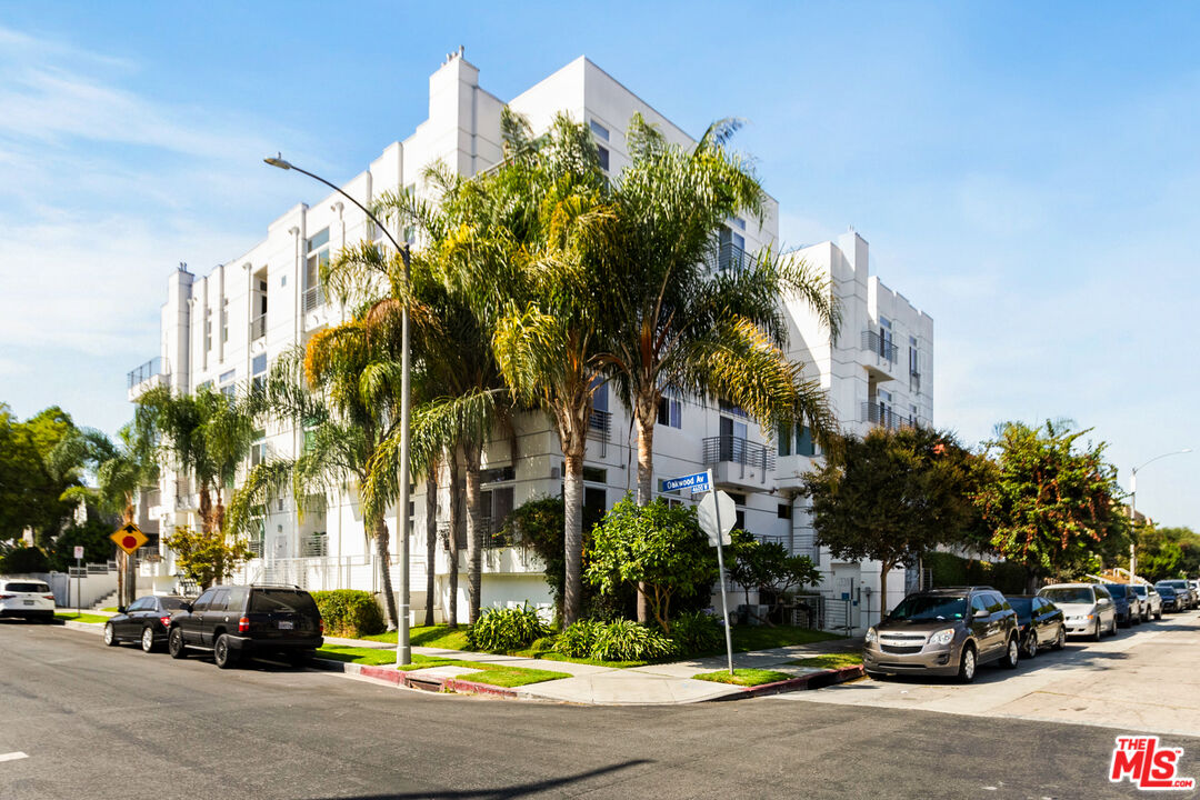 401 N Serrano Ave Unit: 101