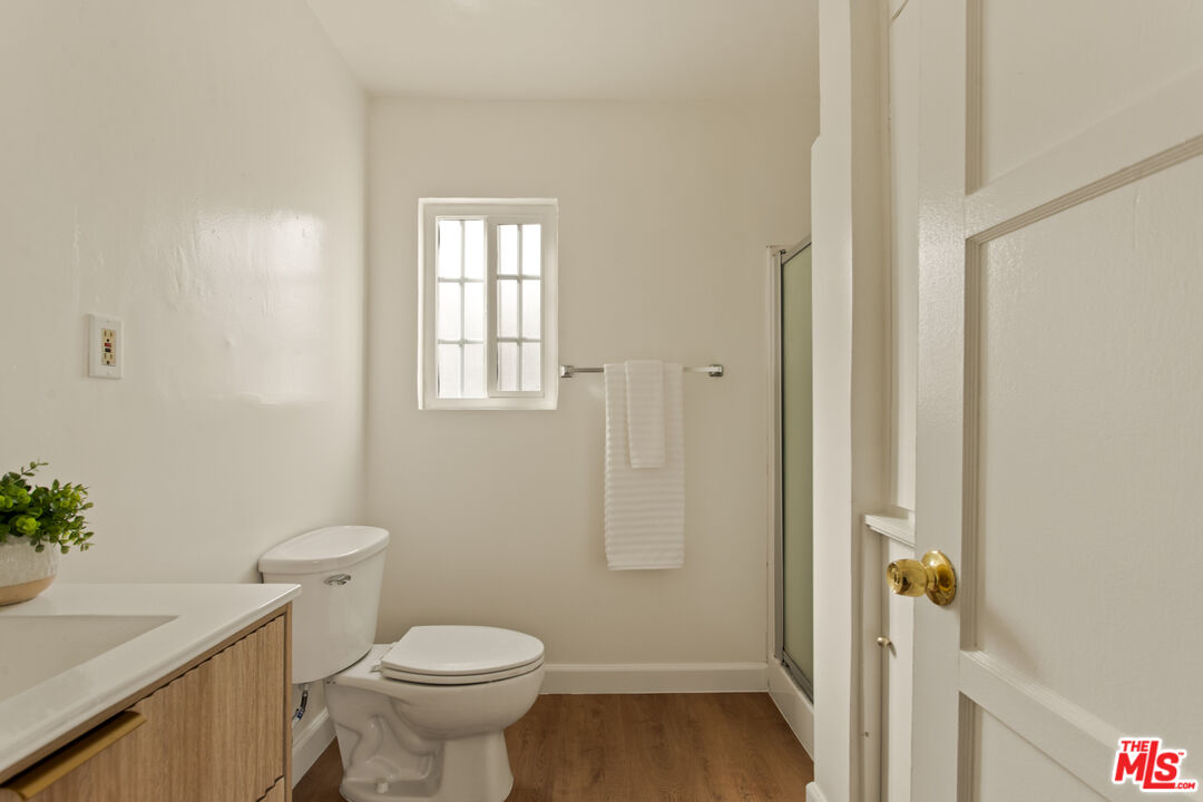 523 Simmons Ave