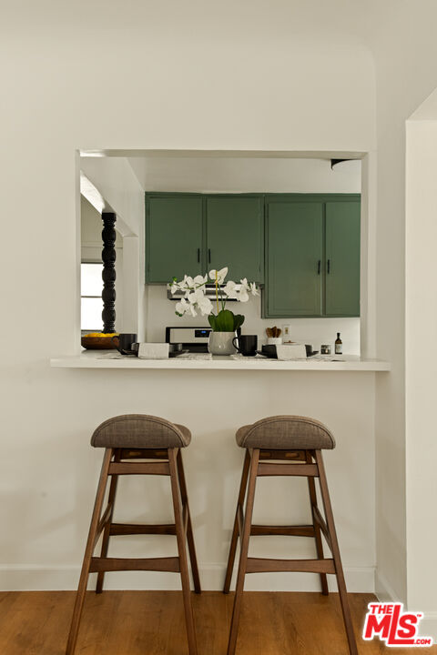 523 Simmons Ave