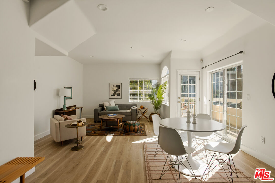 1201 Viola Ave Unit: 113